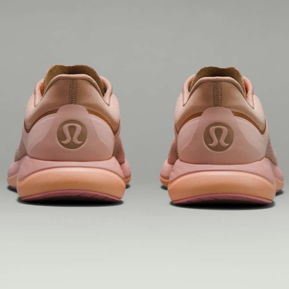 lululemon Women's Chargefeel Low Sneakers Color Mink Size: 8.5 - Picture 3 of 15